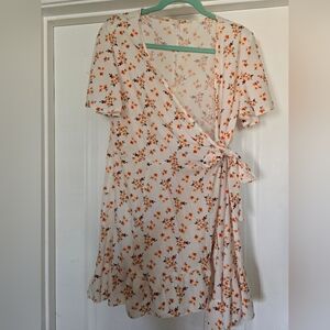 COPY - White flowered wrap dress